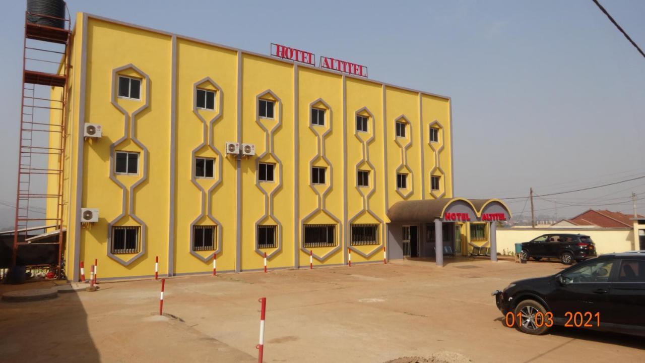 Hôtel Altitel Bafoussam Exterior foto