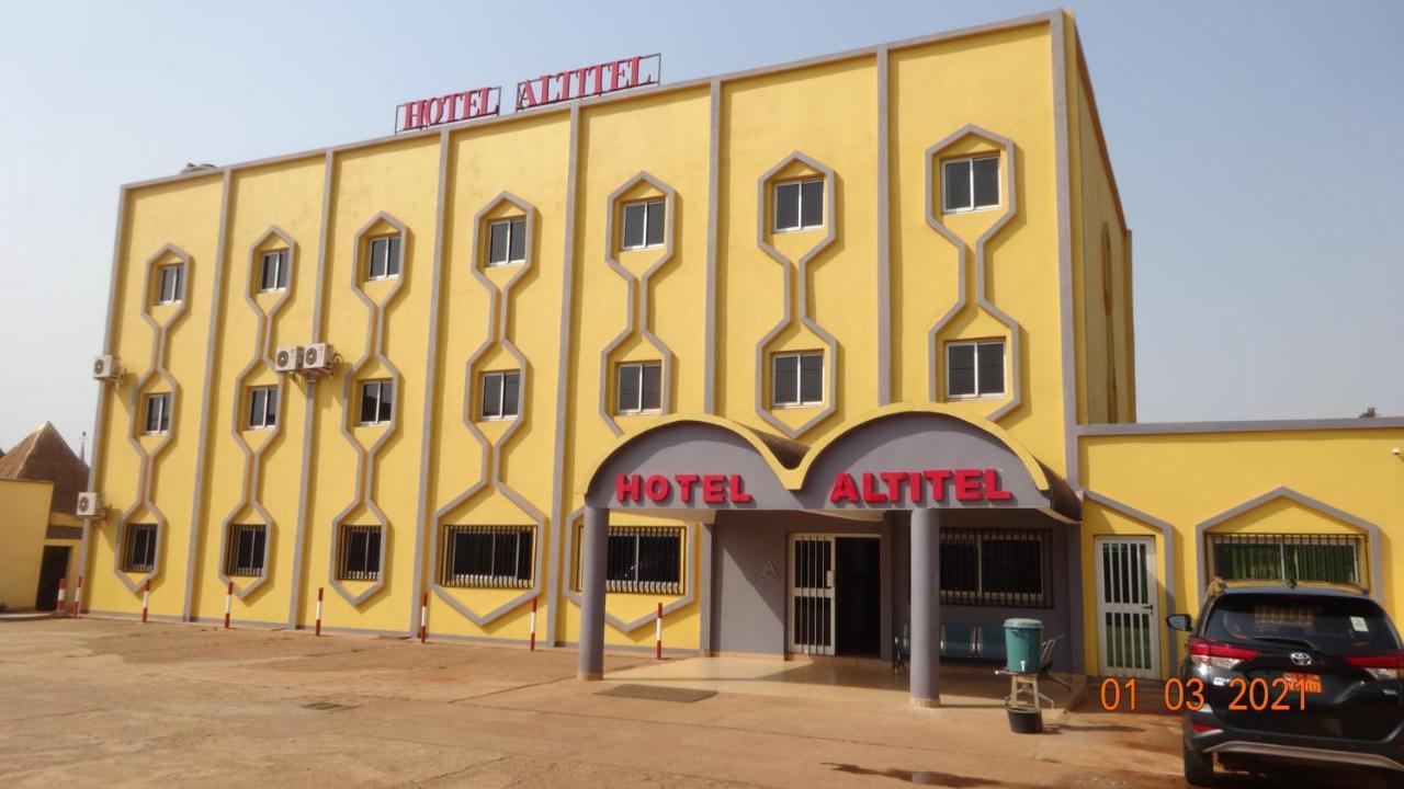 Hôtel Altitel Bafoussam Exterior foto