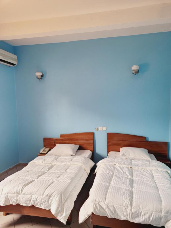 Hôtel Altitel Bafoussam Exterior foto