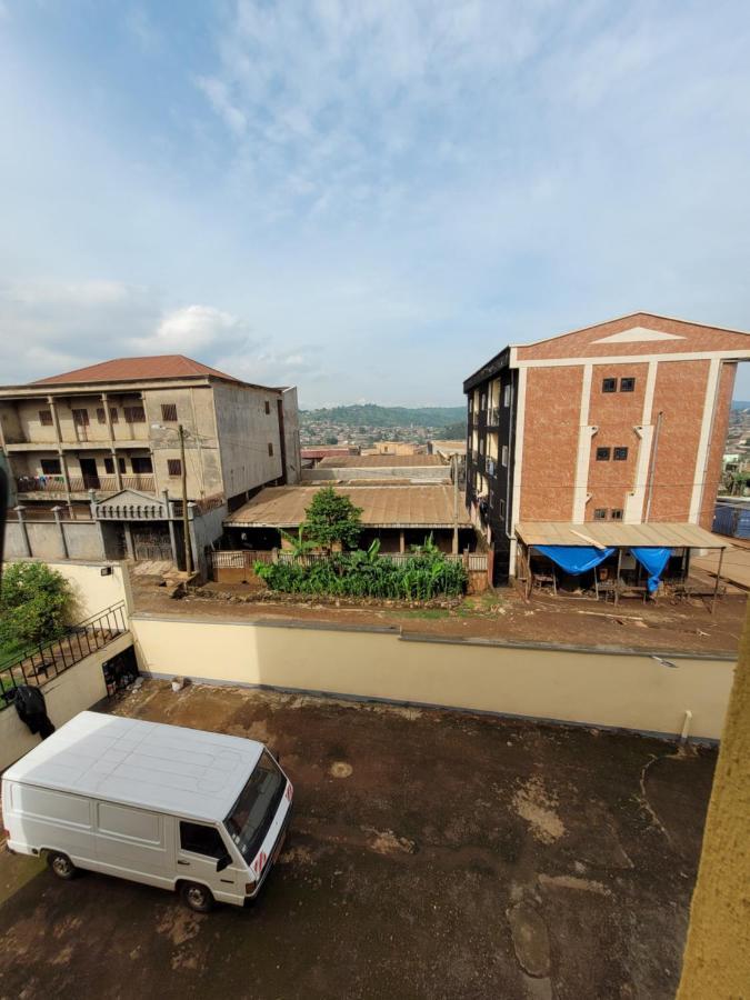 Hôtel Altitel Bafoussam Exterior foto