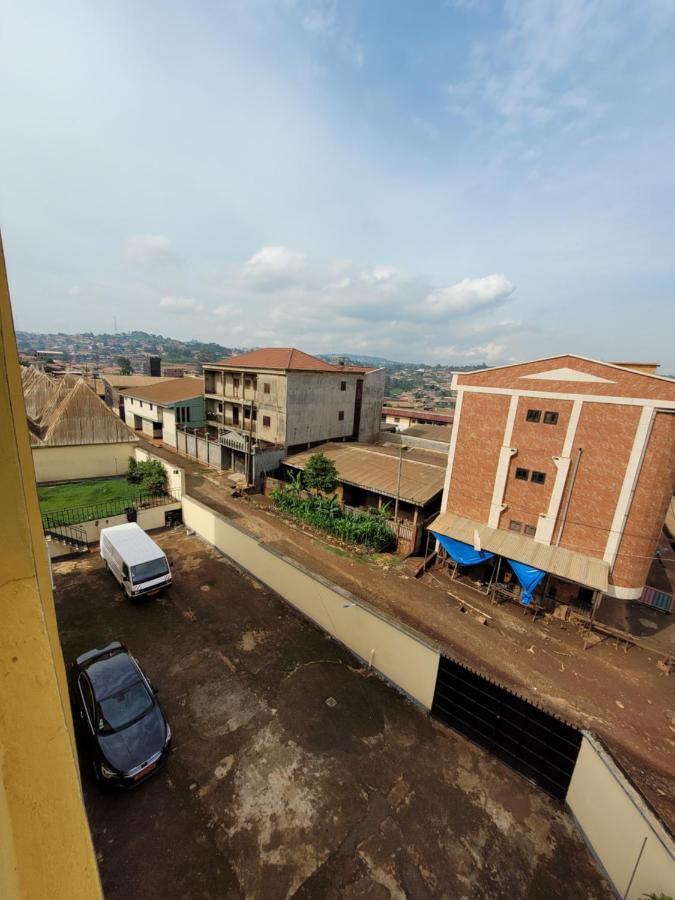 Hôtel Altitel Bafoussam Exterior foto